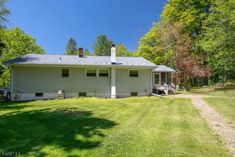 18 Little Rd, Lafayette, NJ 07848 - #3