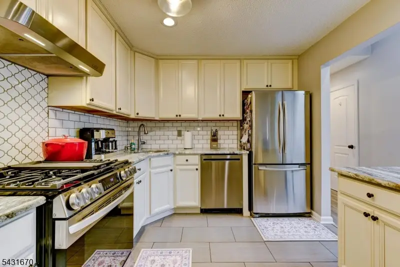 121 Woodward Lane, Bernards, NJ 07920 - #3