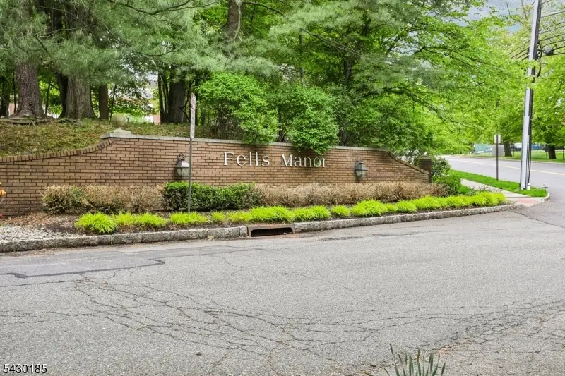 10 Fells Manor Rd, Caldwell, NJ 07006 - #2