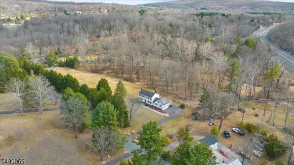 27 Cratetown Rd, Clinton Twp., NJ 08833
