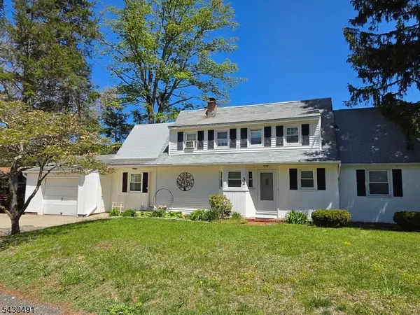 32 Telemark Rd, Rockaway Twp., NJ 07866