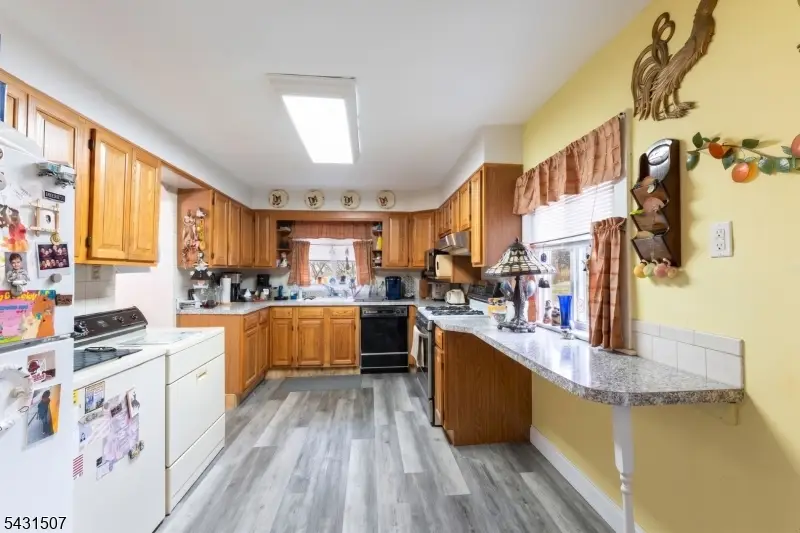 520 26th St, Union City, NJ 07087 - #3