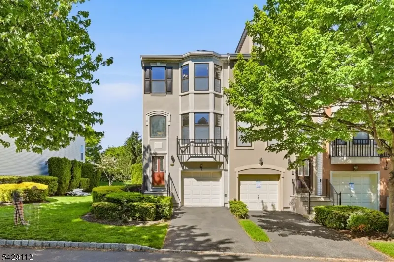 419 Hartford Dr, Nutley, NJ 07009 - #2