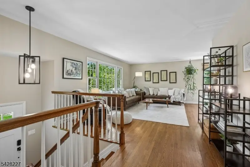 57 Ambar Pl, Bernardsville, NJ 07924 - #3