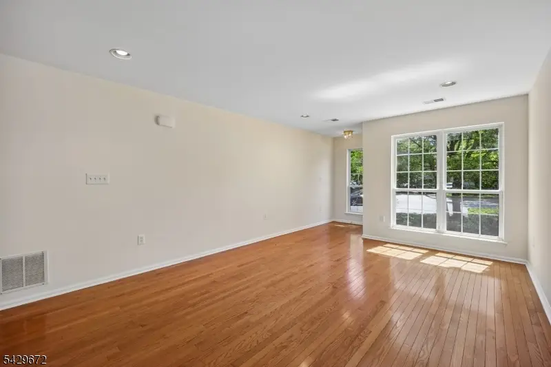 72 Dorchester Dr, The Hills, NJ 07920 - #3