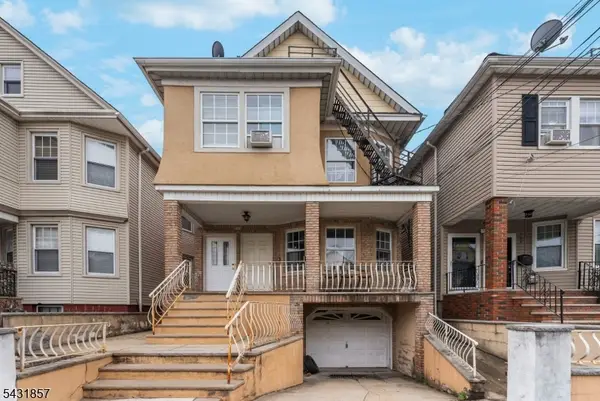 733 Jackson Ave, Elizabeth City, NJ 07201