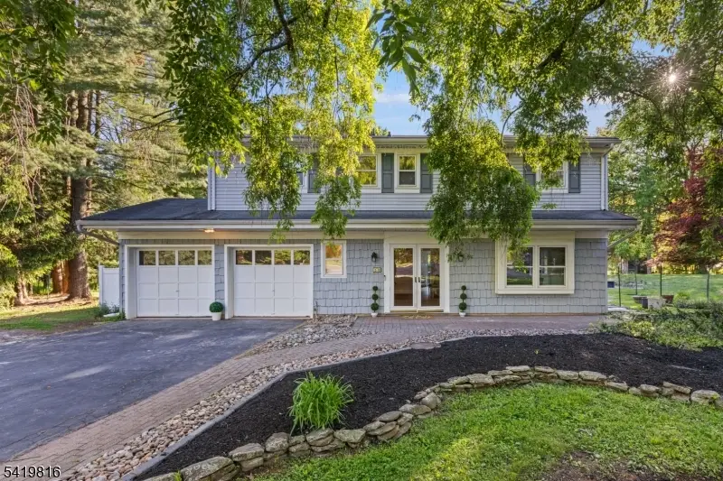 28 Deer Run Dr, Montgomery, NJ 08502 - #1