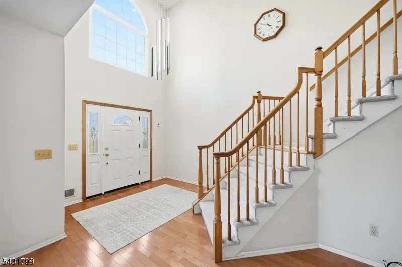 19 Colmart Way, Bradley Gardens, NJ 08807 - #2