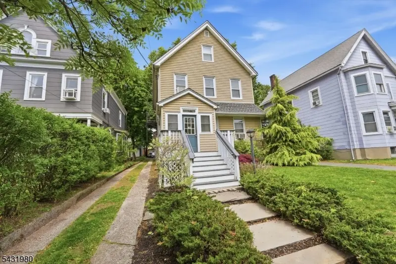 160 Ashland Ave, Watsessing, NJ 07003 - #1