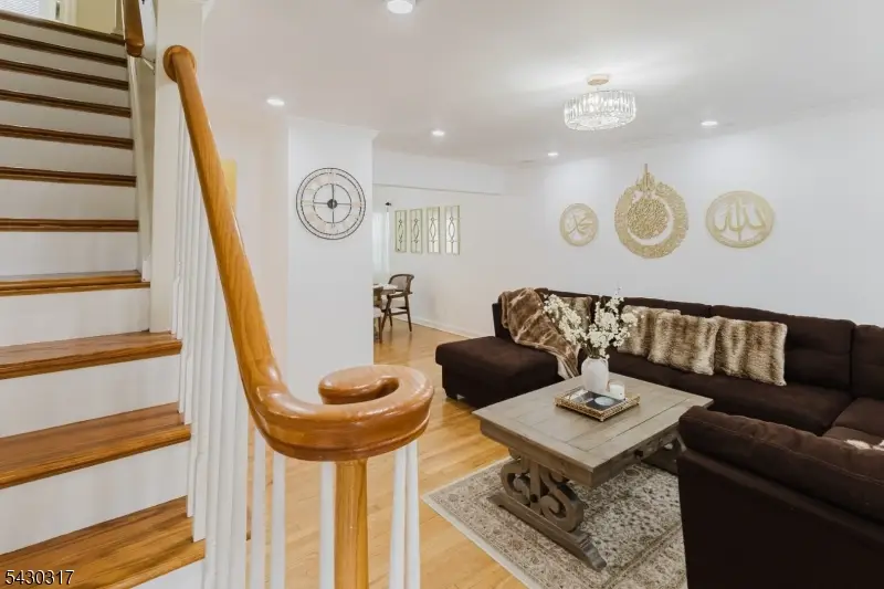 382 Martin Rd, Union, NJ 07083 - #3