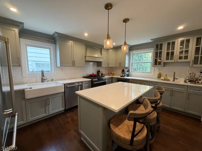 48 New York Ave, Metuchen, NJ 08840 - #2