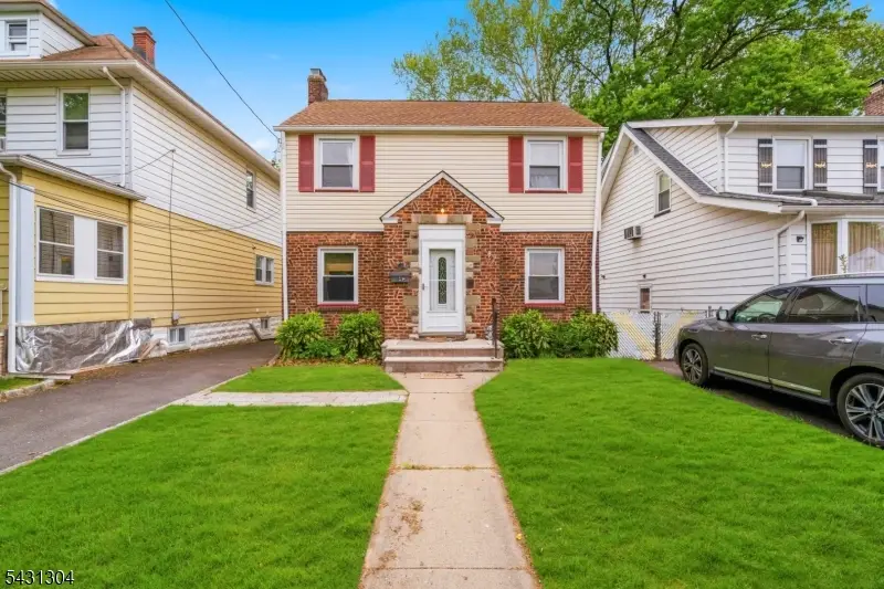 43 Smallwood Ave, Belleville, NJ 07109 - #2