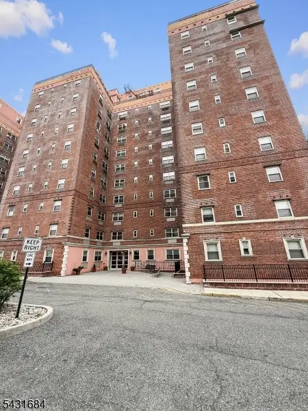 70 S Munn Ave #303, East Orange, NJ 07018 - #3