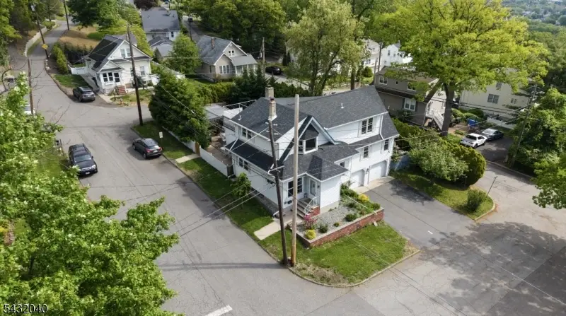 31 Knoble Pl, Hawthorne, NJ 07506 - #3