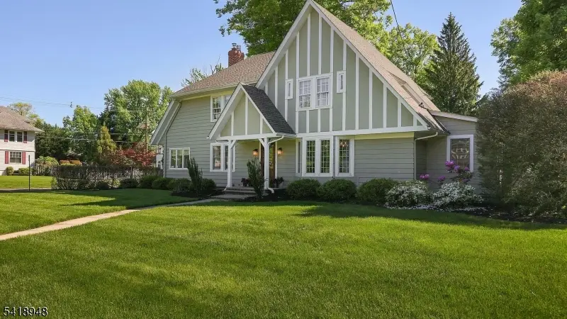220 S Euclid Ave, Westfield, NJ 07090 - #1