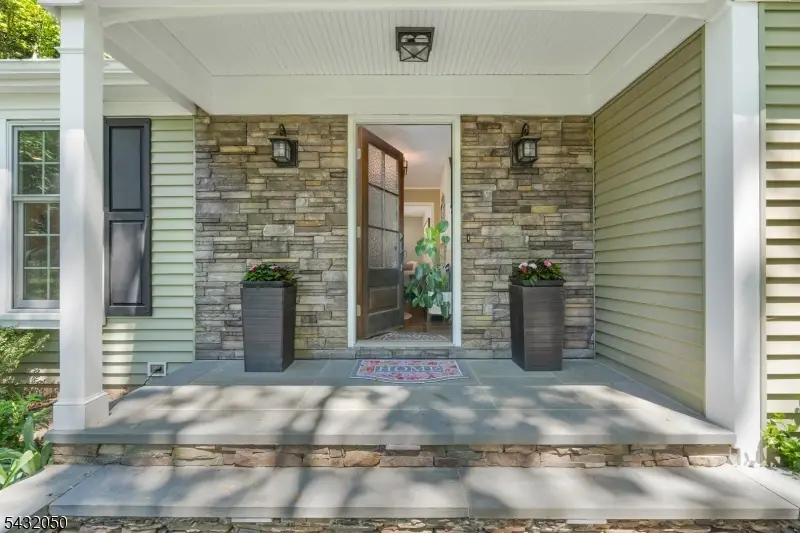3 Aspen Dr, Chester, NJ 07930 - #3