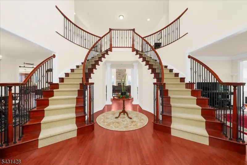 4 Jacob Ct, Readington, NJ 08822 - #2