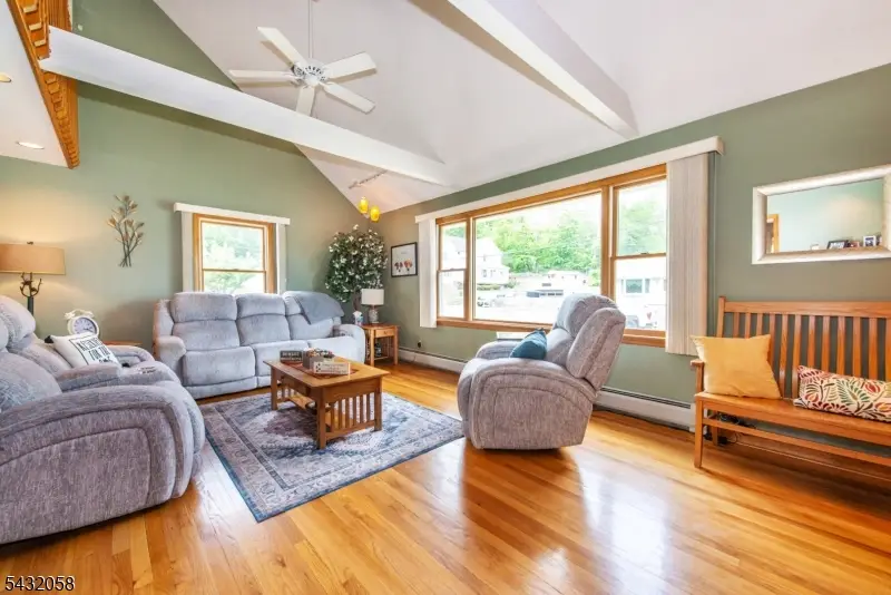 7 Mary St, Bloomingdale, NJ 07403 - #3