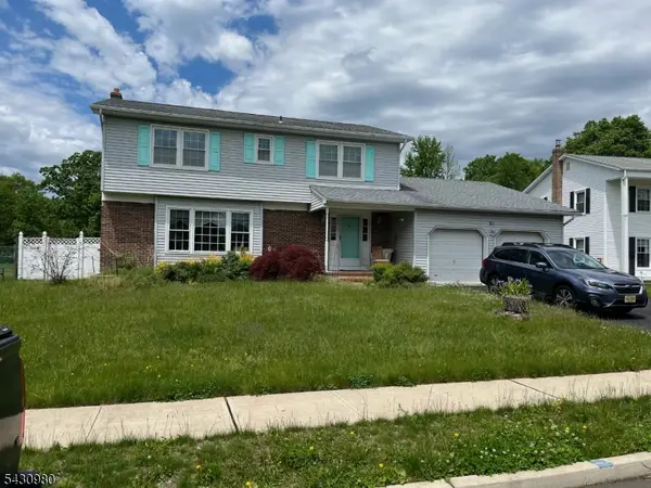 31 Junction Pond Ln, South Brunswick Twp., NJ 08852