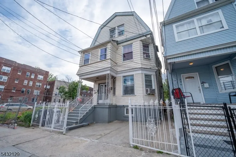 352 N 7th St, Newark, NJ 07107 - #2
