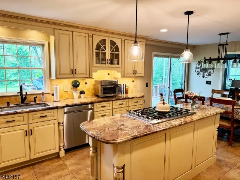 77 Plum Brook Road, Raritan, NJ 08822 - #3