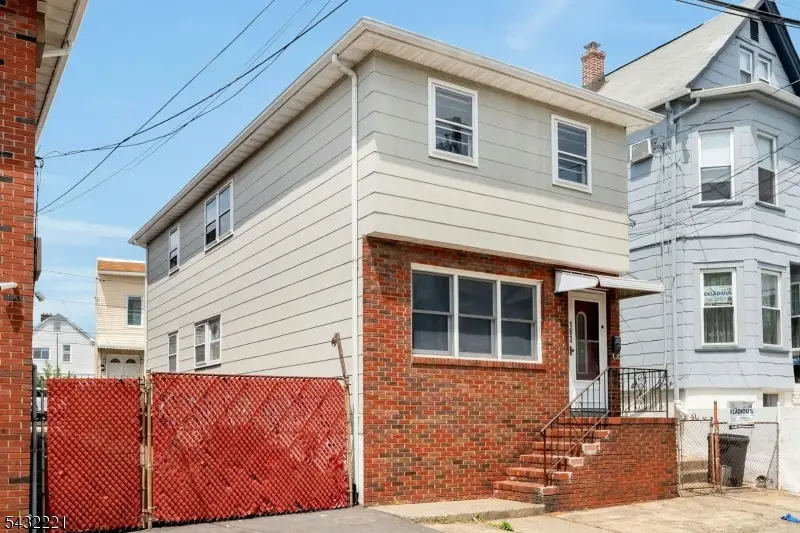 183 Devon St, Kearny, NJ 07032 - #2
