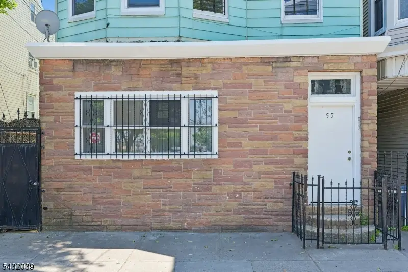 55 Hawkins St, Newark, NJ 07105 - #3
