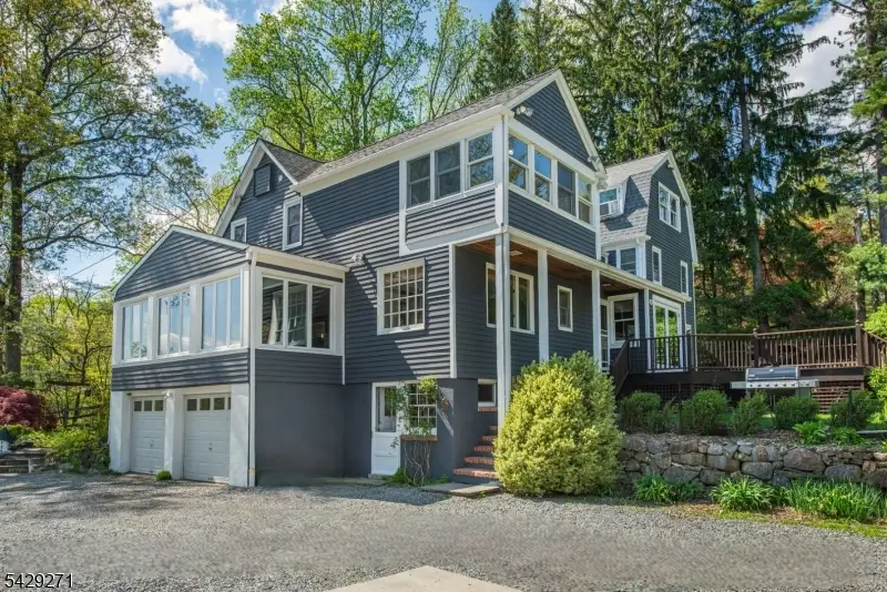 61 Tingley Rd, Mendham, NJ 07960 - #1