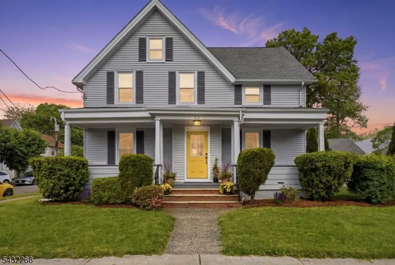 23 Center Ave, Little Falls, NJ 07424 - #1