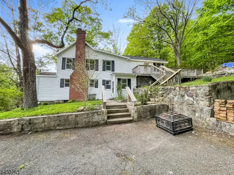 270 Macopin Rd, Bloomingdale, NJ 07403 - #3