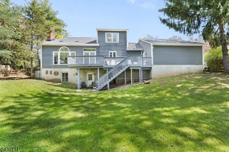 9 Langford Dr, Mendham, NJ 07945 - #3
