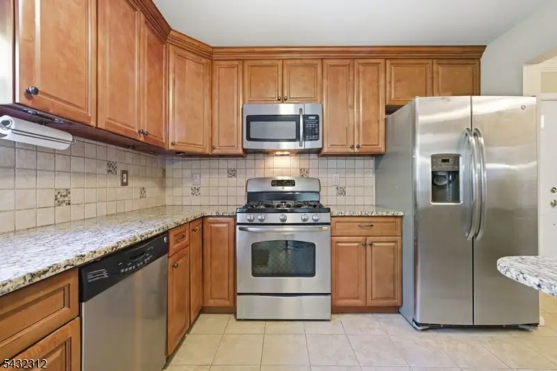 166 Vista Dr, Cedar Knolls, NJ 07927 - #2