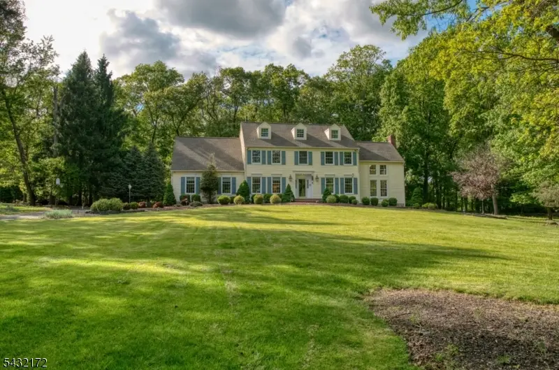40 Rustic Trl, Raritan, NJ 08822 - #2