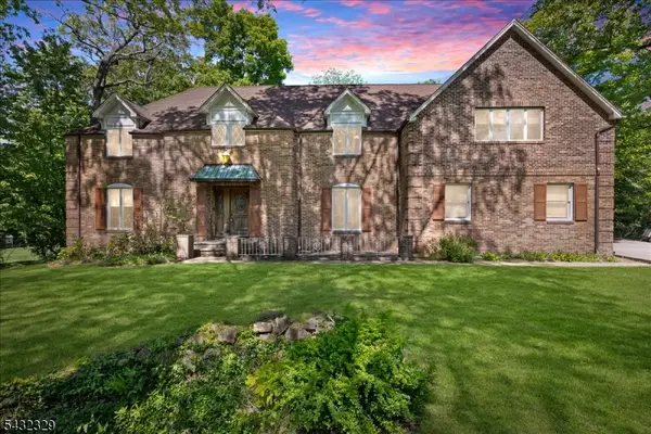 8 Branko Rd, Berkeley Heights Twp., NJ 07922