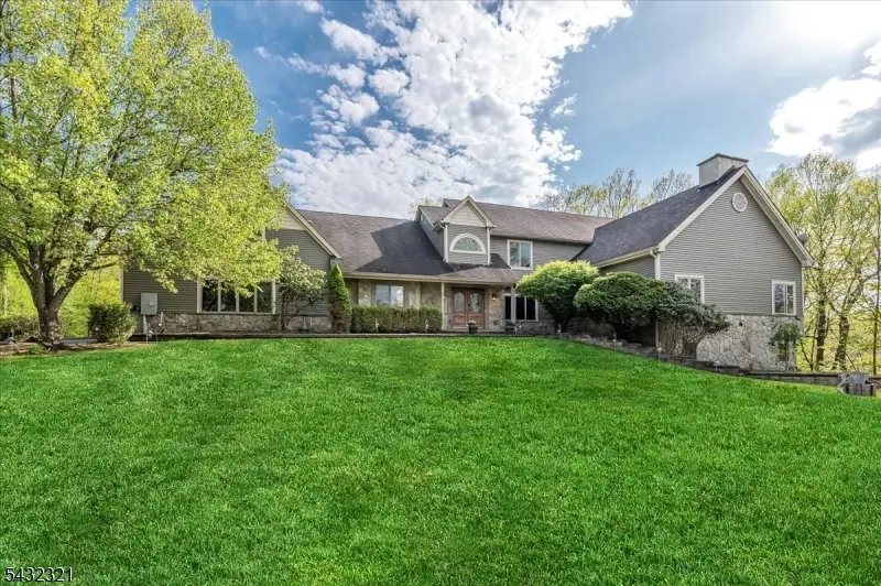 65 Gunn Rd, Frankford, NJ 07826 - #2