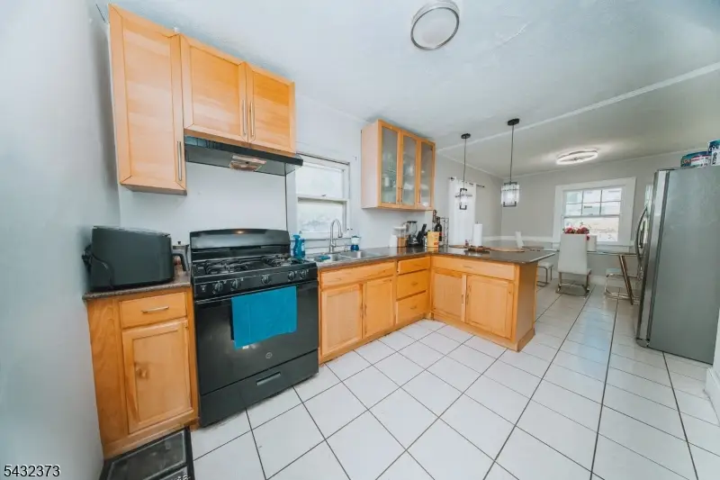 114 Martin St, Roselle, NJ 07203 - #3