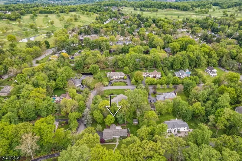 6 Driftway, Roseland, NJ 07068 - #3