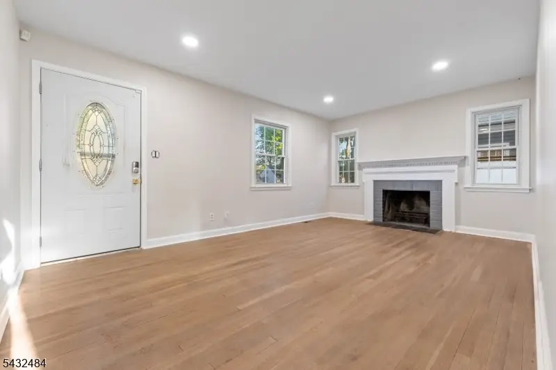 1267 Hollywood Ave, Plainfield, NJ 07060 - #2