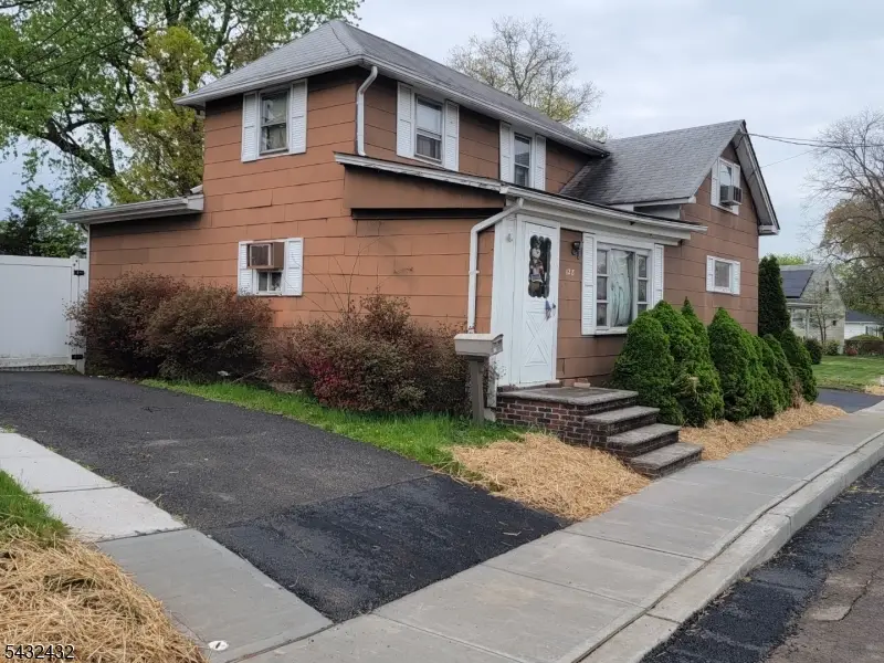 128 Lincoln Ave, Somerville, NJ 08876 - #2
