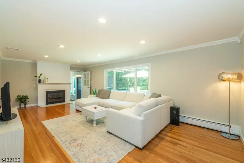 77 Hanover Rd, Mountain Lakes, NJ 07046 - #3