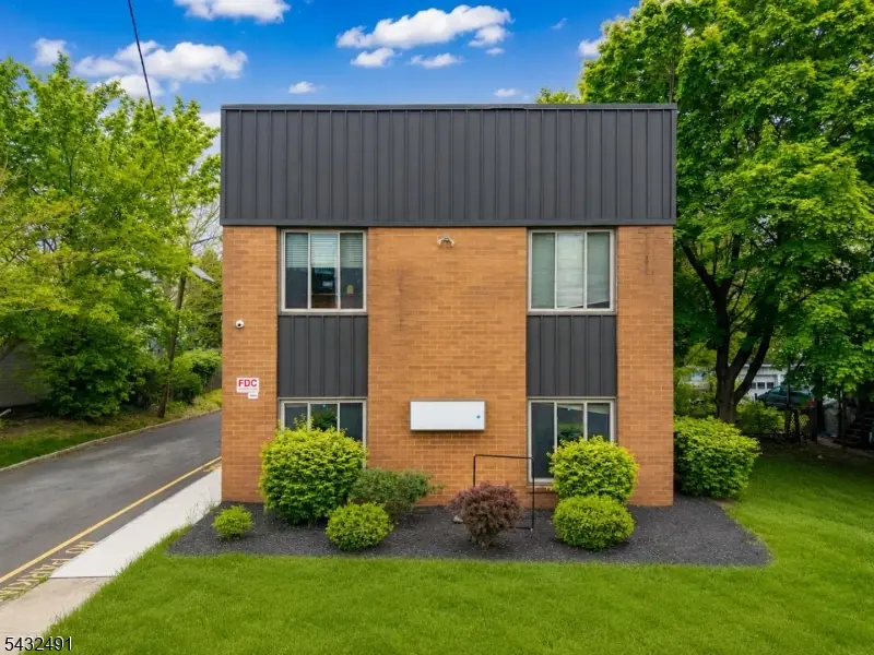 38 N Gaston Ave, Somerville, NJ 08876 - #1
