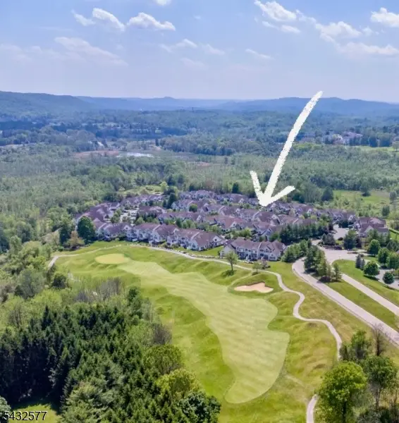 61 Briar Ct, Hardyston Twp., NJ 07419