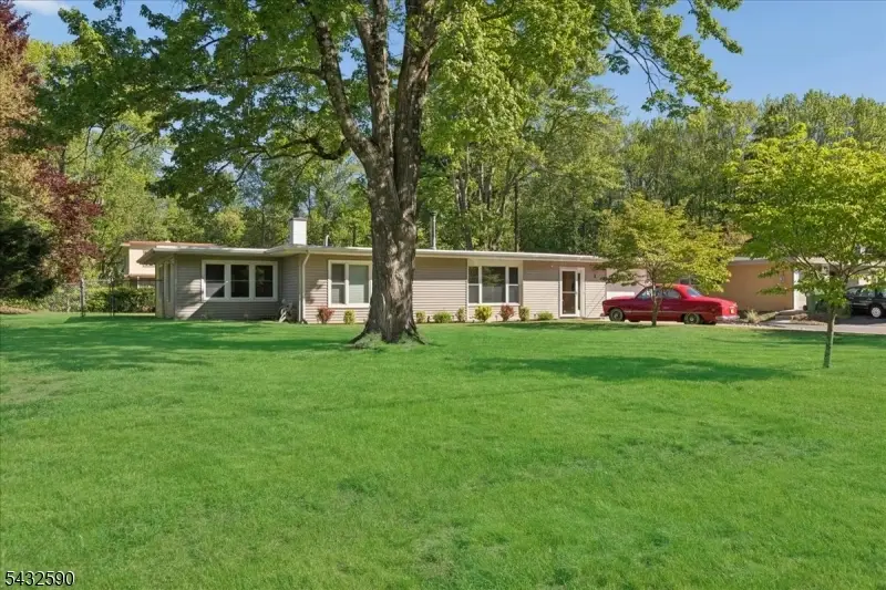1 Cedar Ct, Roosevelt, NJ 08555 - #1