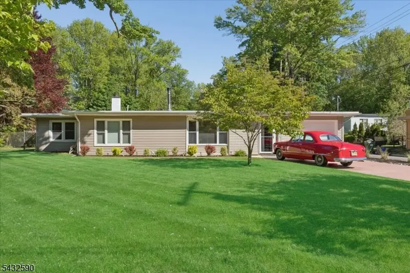 1 Cedar Ct, Roosevelt, NJ 08555 - #2