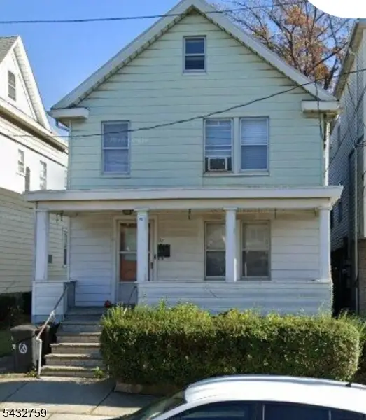 42 S 2nd St, Elizabethport, NJ 07206 - #1