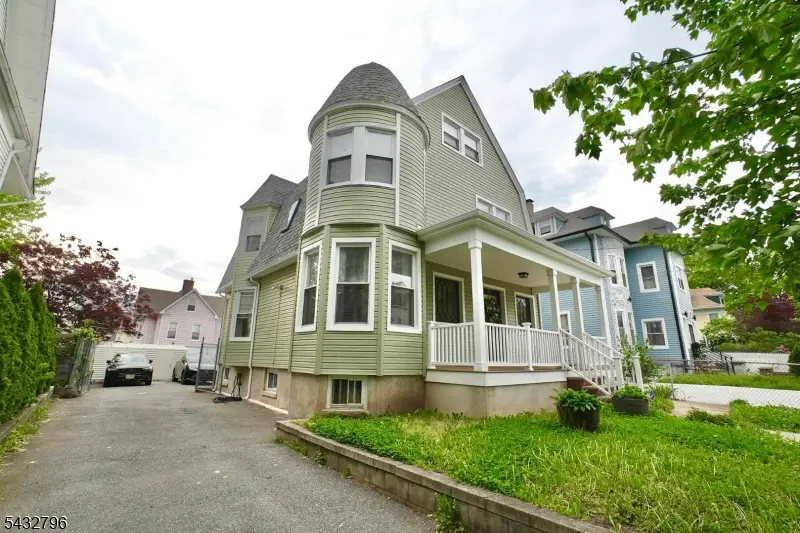 566 Highland Ave, Newark, NJ 07104 - #3