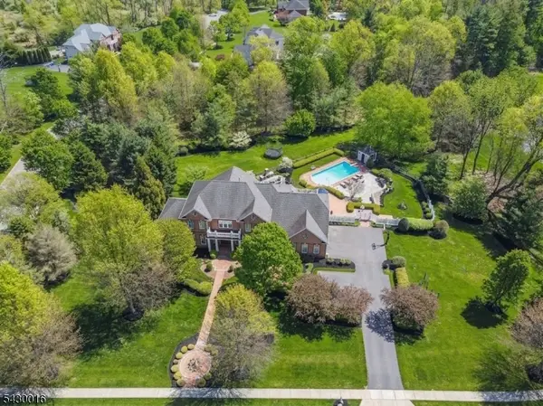1 Buckeye Ln, Raritan Twp., NJ 08822