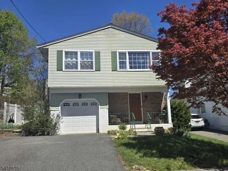 18 Grove St, Boonton, NJ 07005 - #1