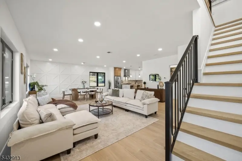 24 Richard Scott Ct, Haledon, NJ 07508 - #2