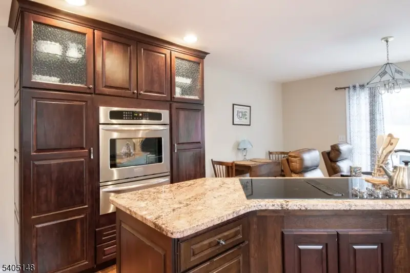 28 Old Fourth Dr, Oak Ridge, NJ 07438 - #3